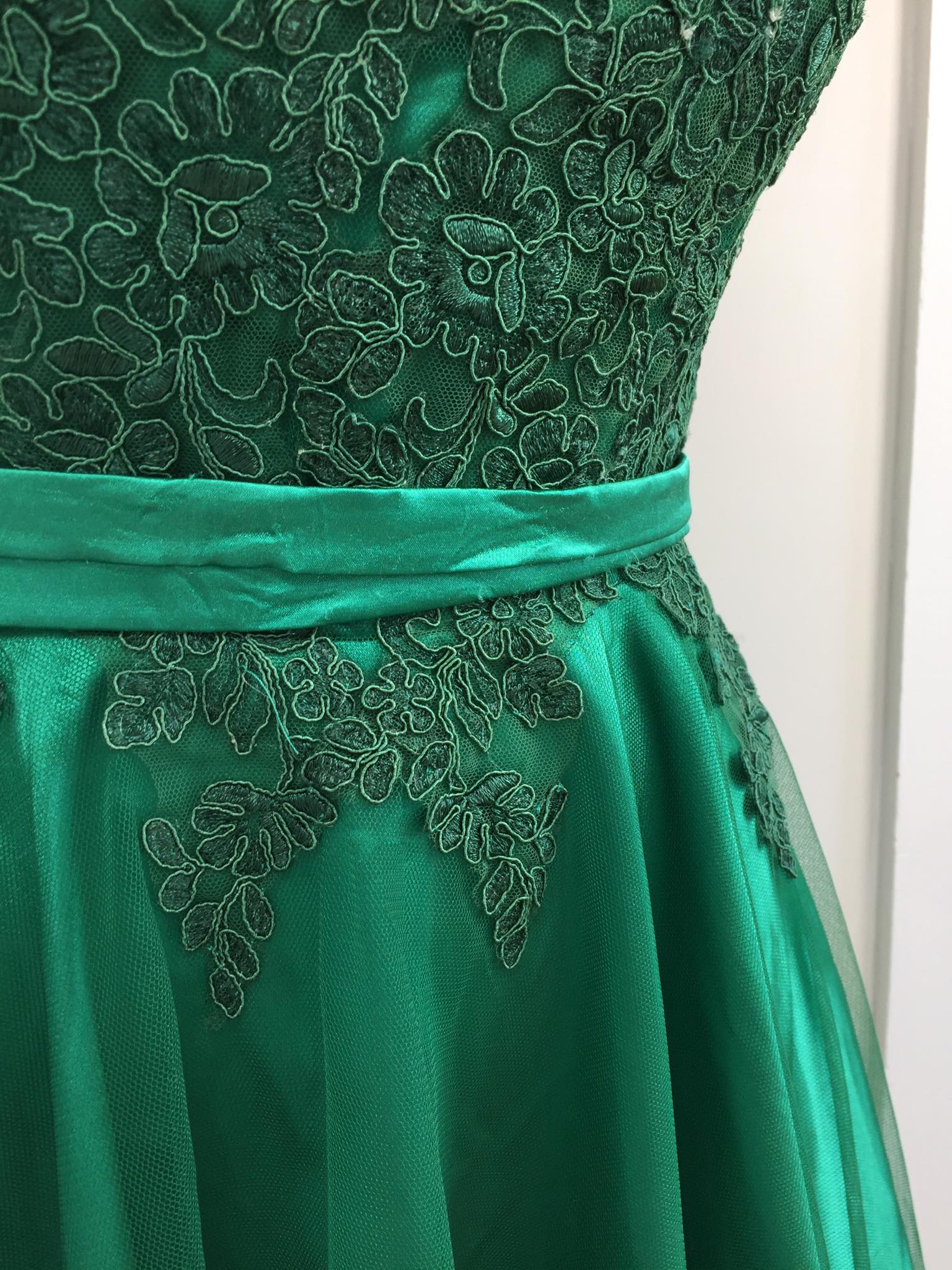 Miss Anne Green Lace Mini Dress Size 16
