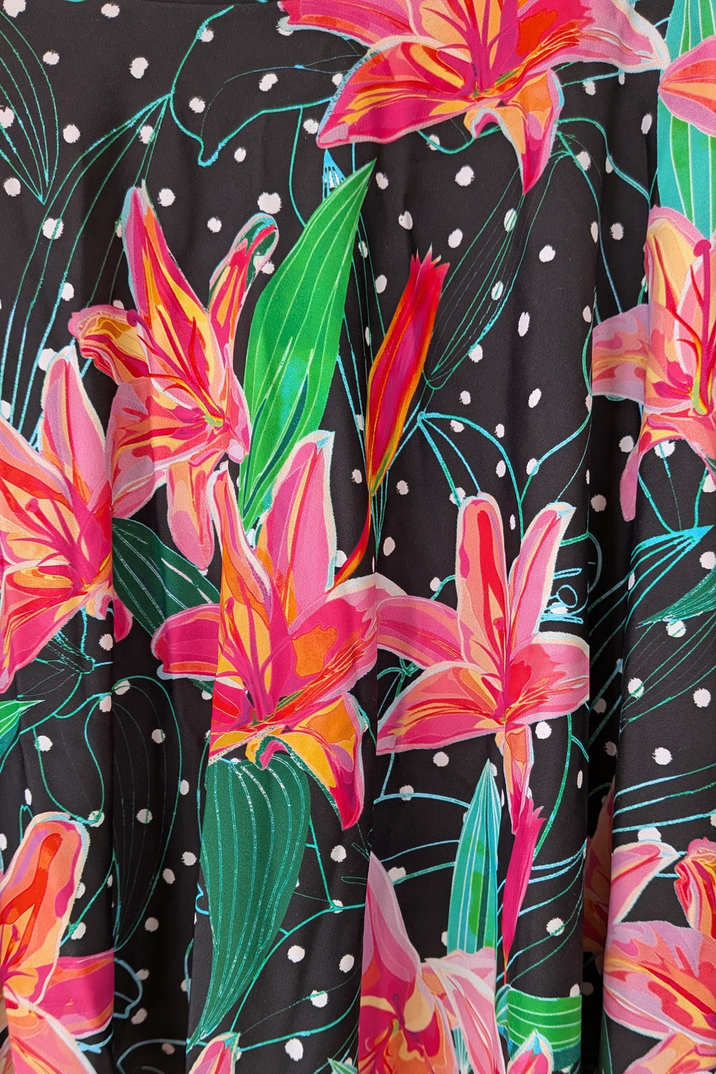 Exoticathletica You Had Me At Aloha Silky Narrow Waisted Mini Skater Skirt Size L BNWT