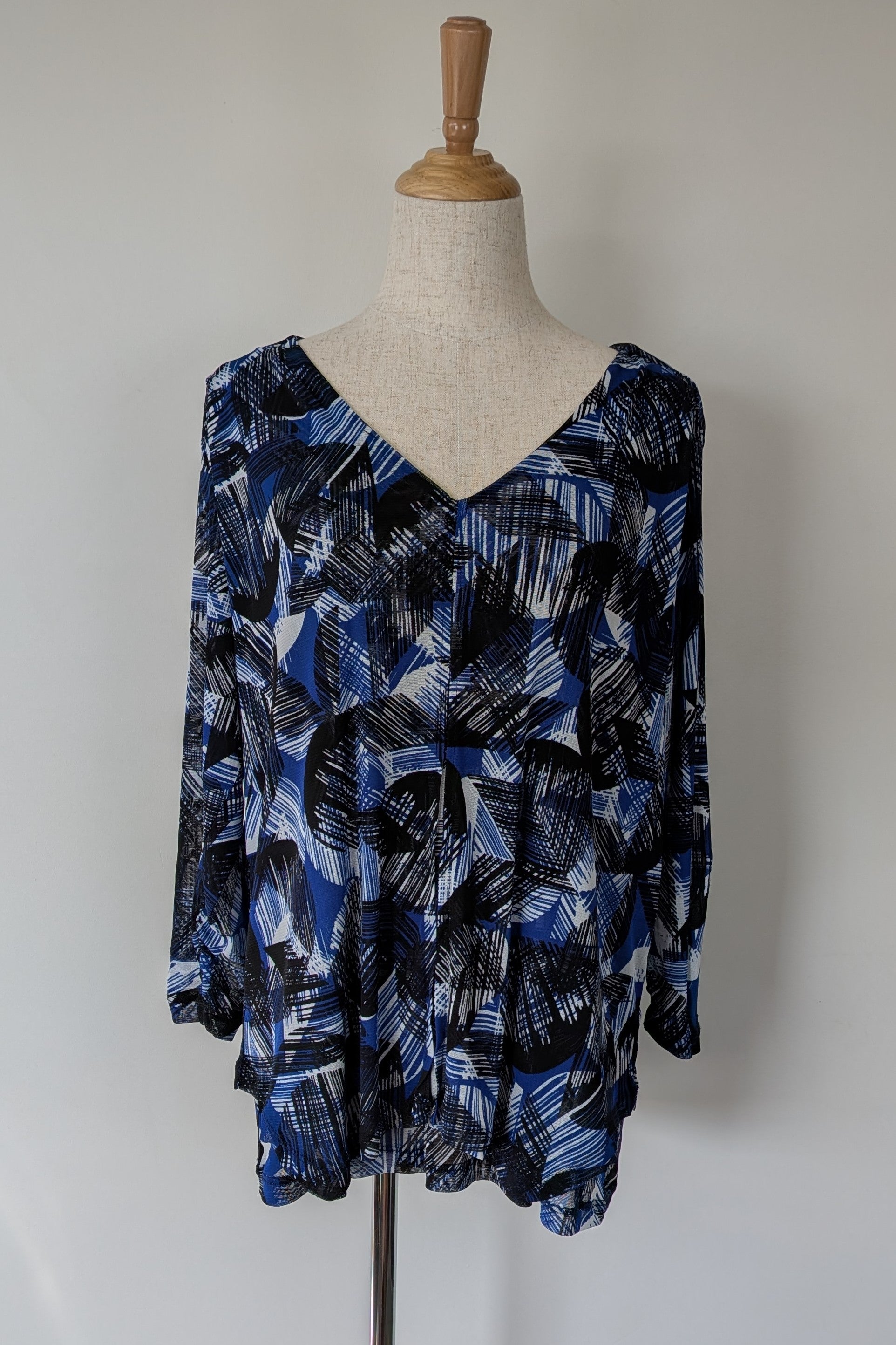 Suzanne Grae Blue & Black Abstract Pattern Mesh Blouse Size XL Brand New With Tags RRP $39.95
