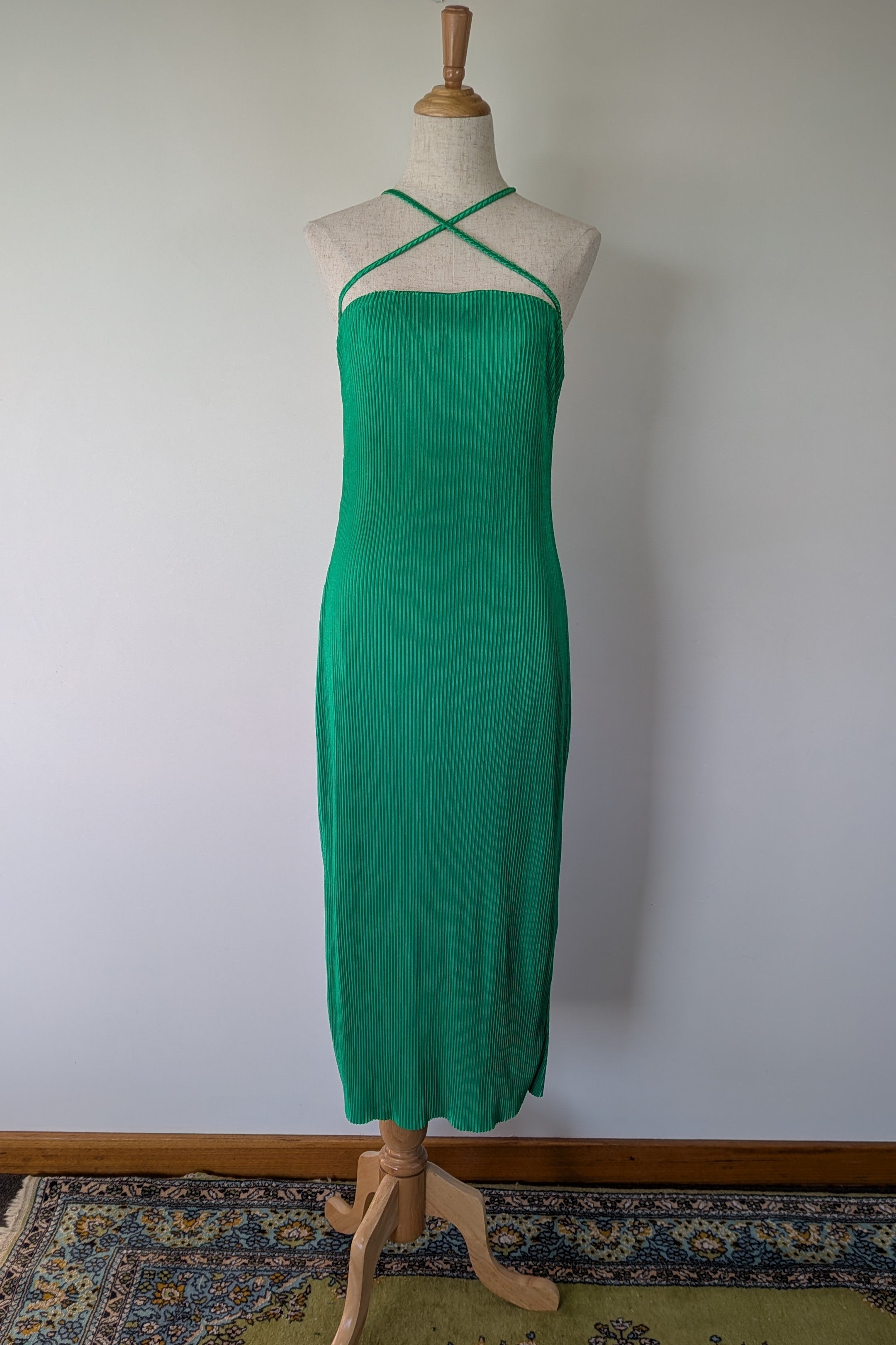Minx & Moss Green Bandeau Plisse Midi Dress Size 10 Brand New With Tags RRP $65.99