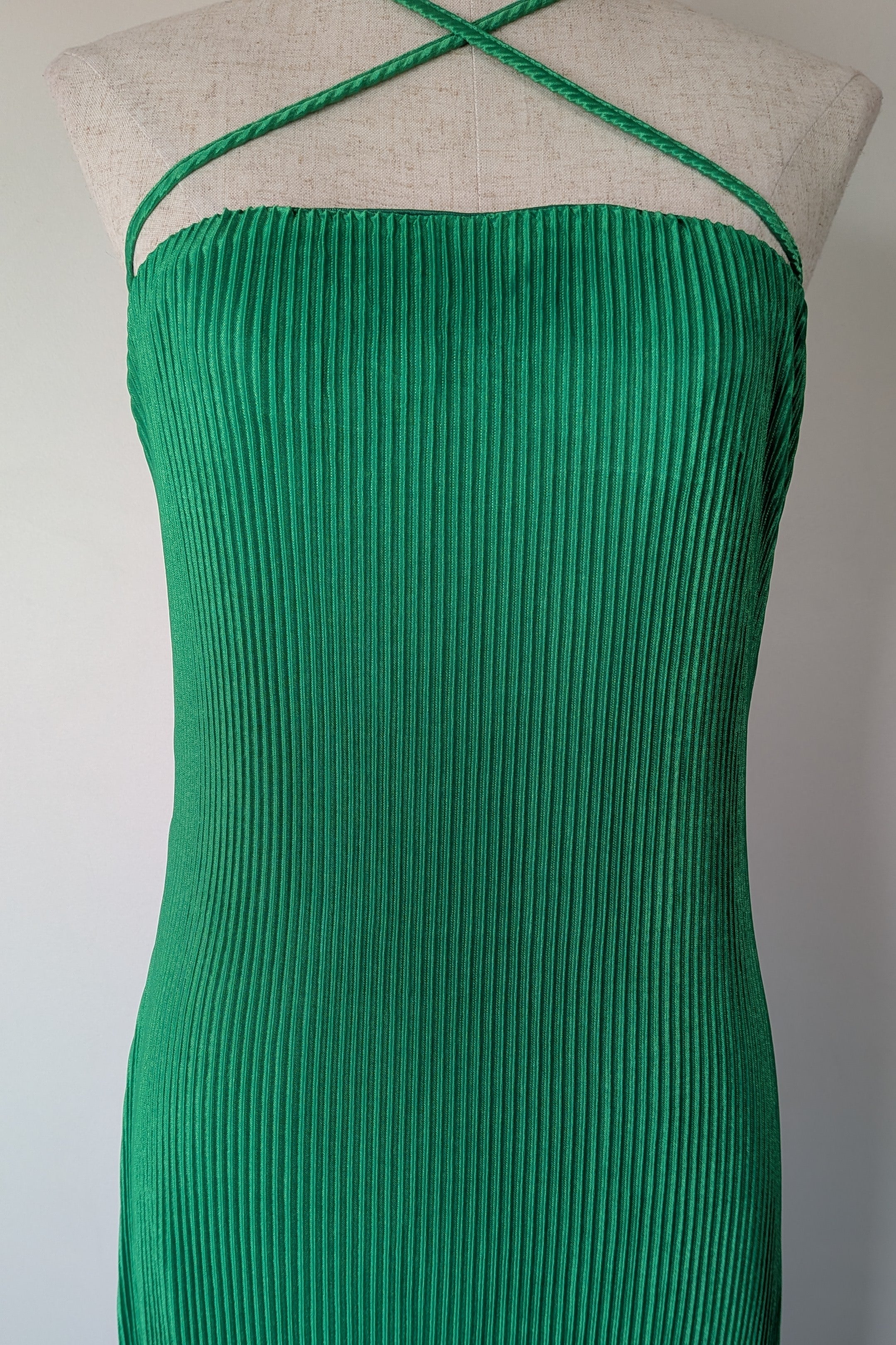 Minx & Moss Green Bandeau Plisse Midi Dress Size 10 Brand New With Tags RRP $65.99