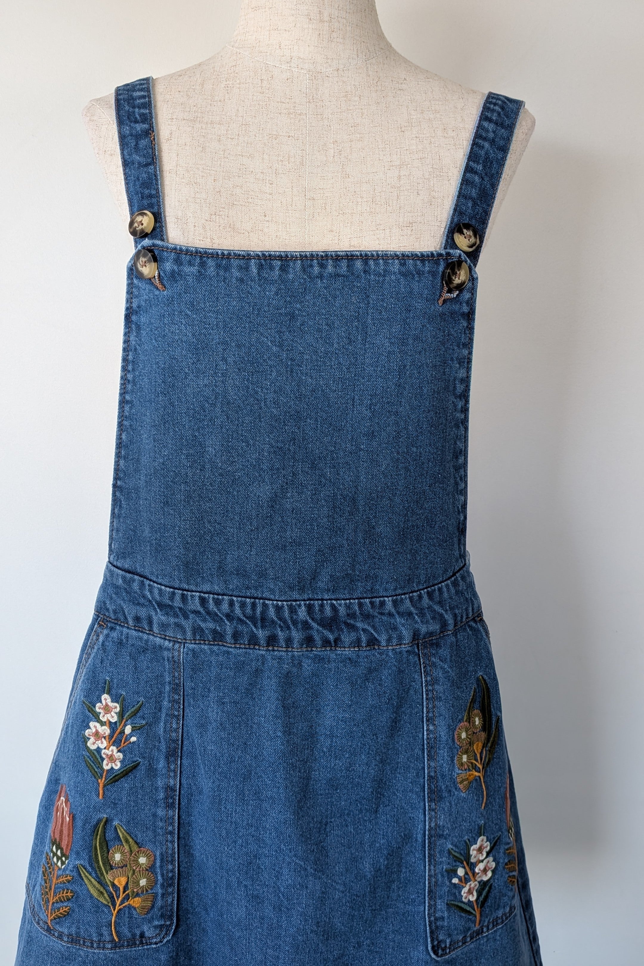 Princess Highway Tessa Native Embroidered Pinafore Dress Size 14