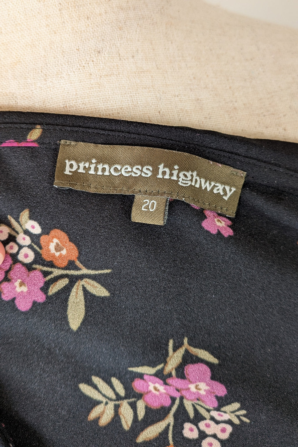 Princess Highway Charlotte Blouse Size 20