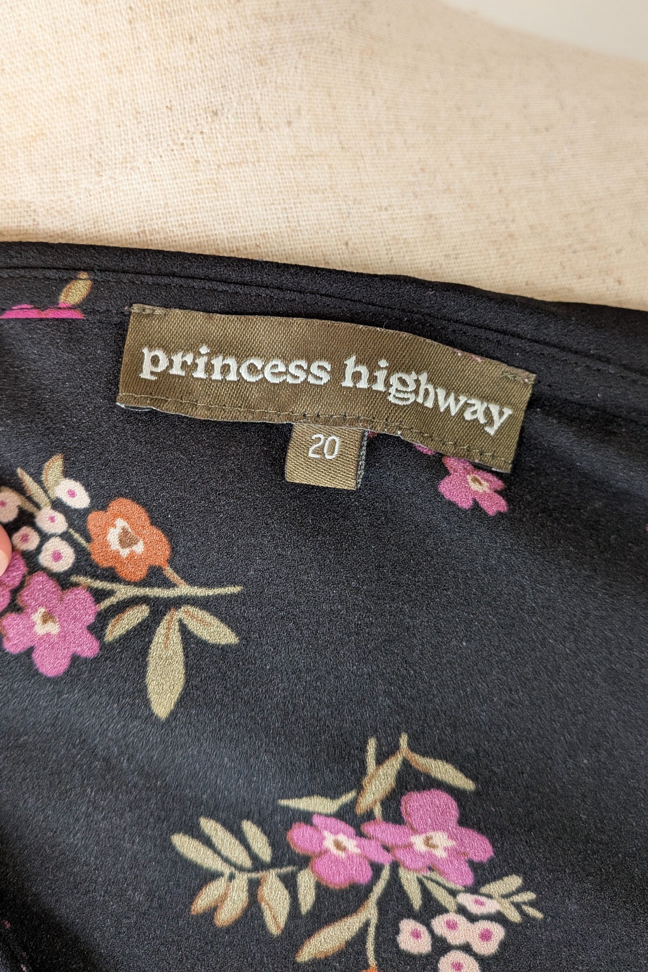 Princess Highway Charlotte Blouse Size 20