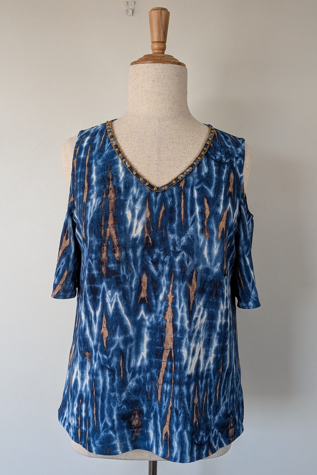 Crossroads Blue Abstract Cold Shoulder Blouse Size 16 BNWT RRP $59.99