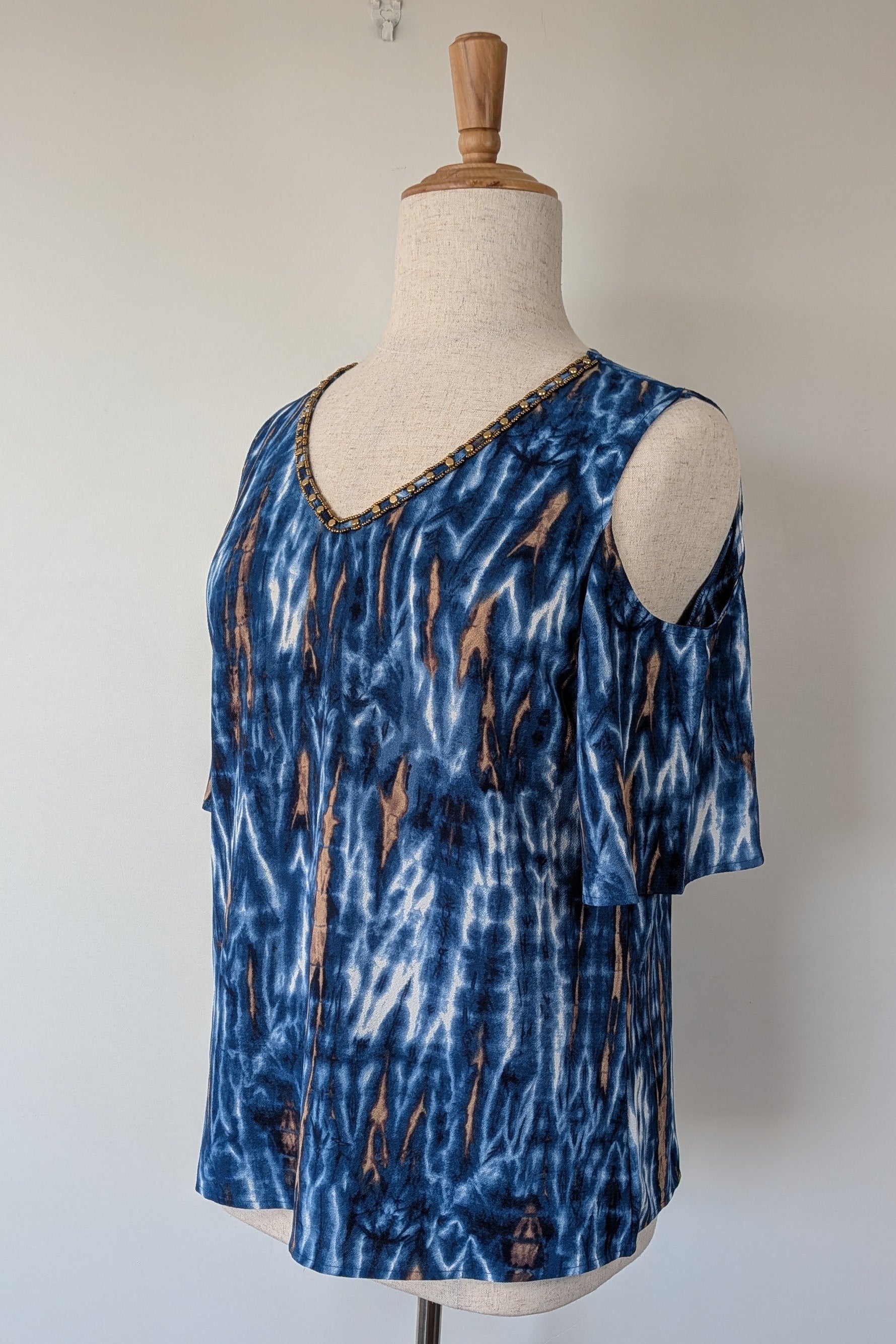 Crossroads Blue Abstract Cold Shoulder Blouse Size 16 BNWT RRP $59.99
