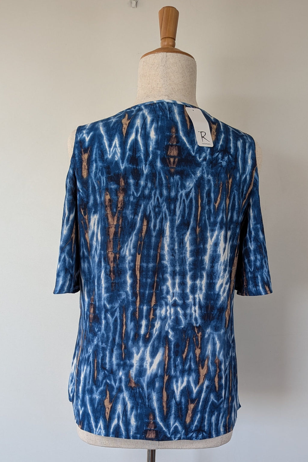 Crossroads Blue Abstract Cold Shoulder Blouse Size 16 BNWT RRP $59.99