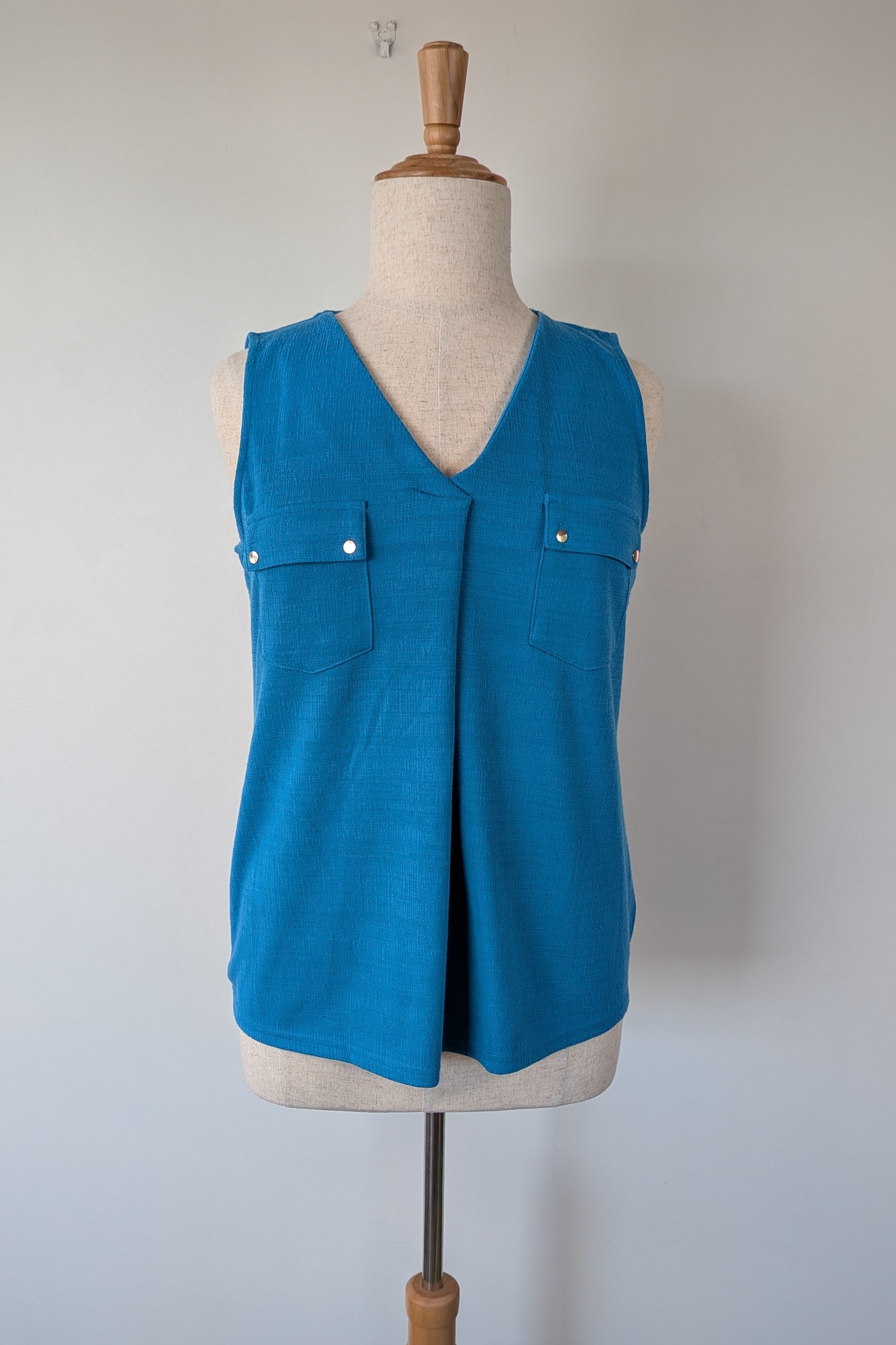 Crossroads Blue Texture Knit Tank Size L Brand New With Tags RRP $49.99