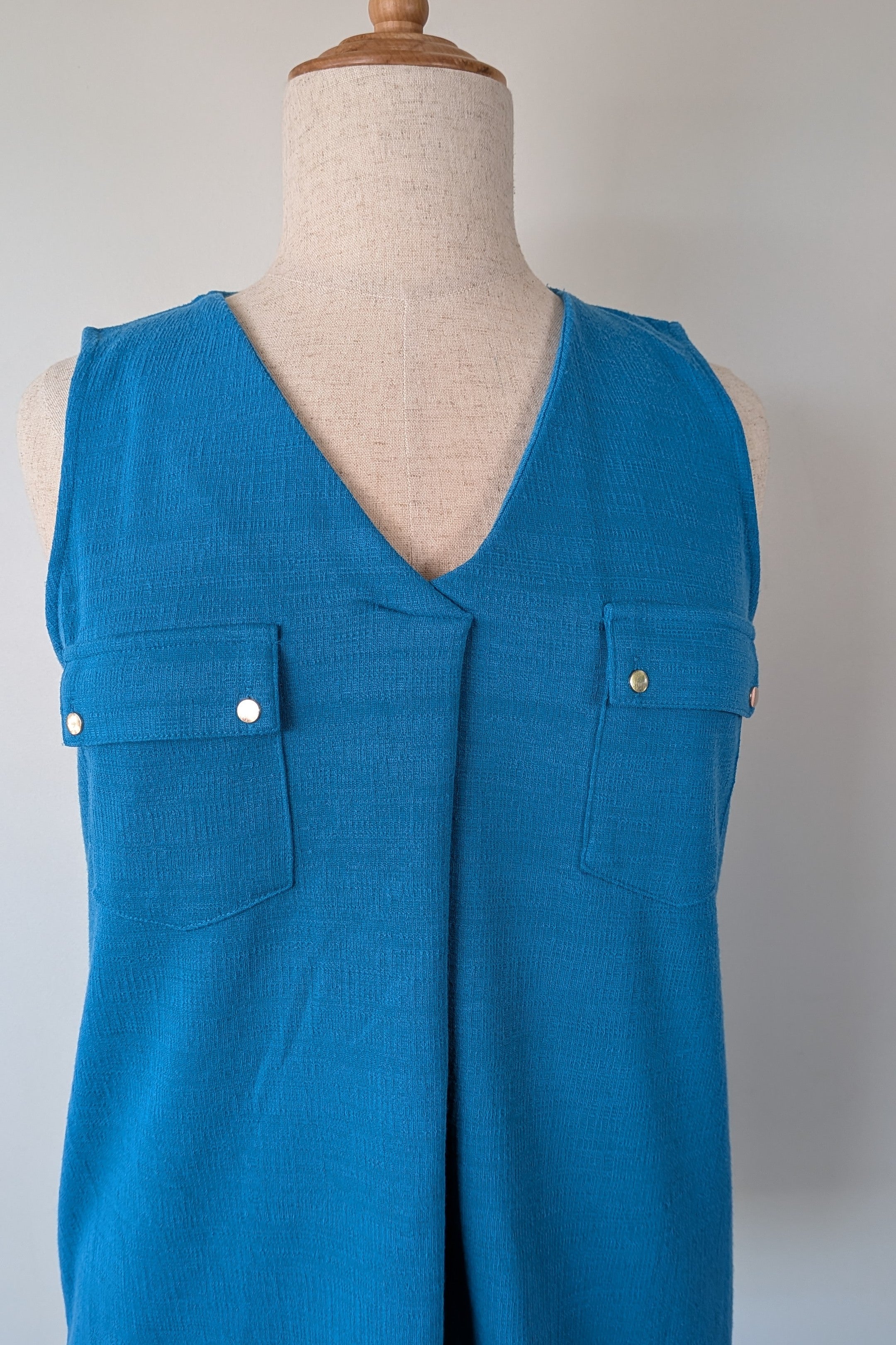 Crossroads Blue Texture Knit Tank Size L Brand New With Tags RRP $49.99
