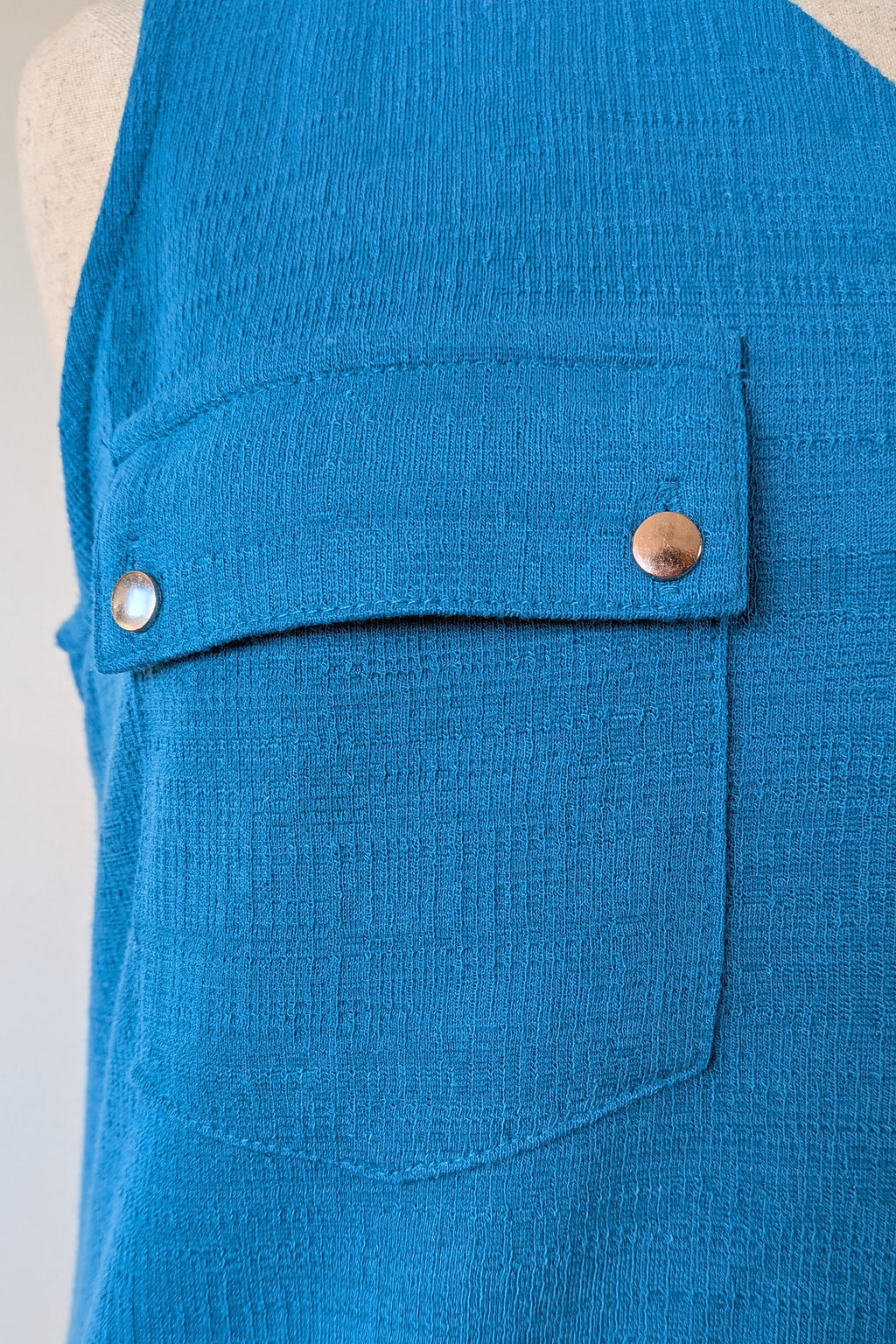 Crossroads Blue Texture Knit Tank Size L BNWT RRP $49.99