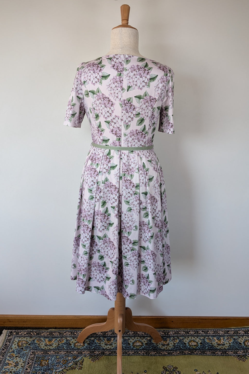 Review Picking Hydrangeas Prom Dress Size 16