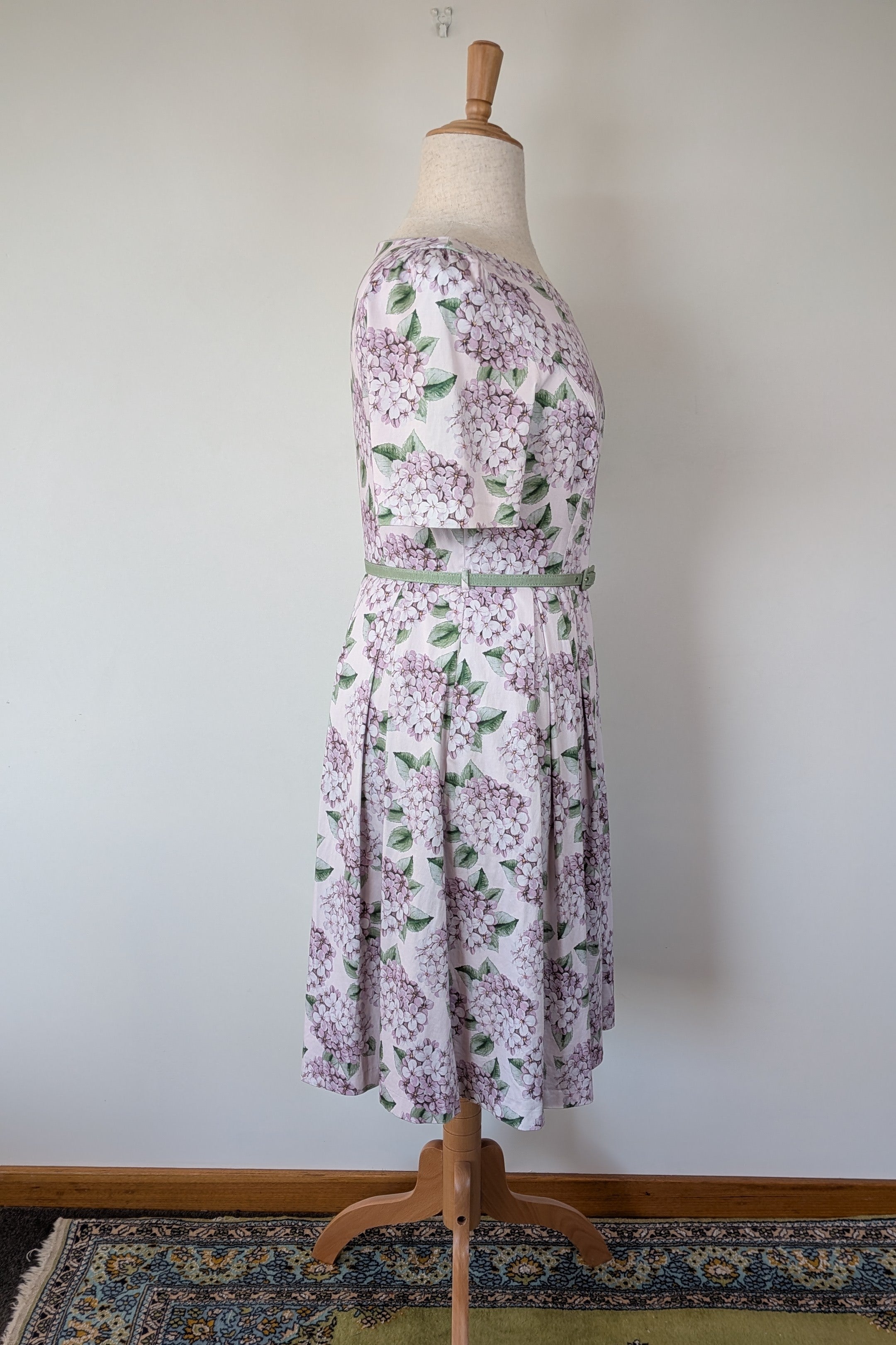 Review Picking Hydrangeas Prom Dress Size 16