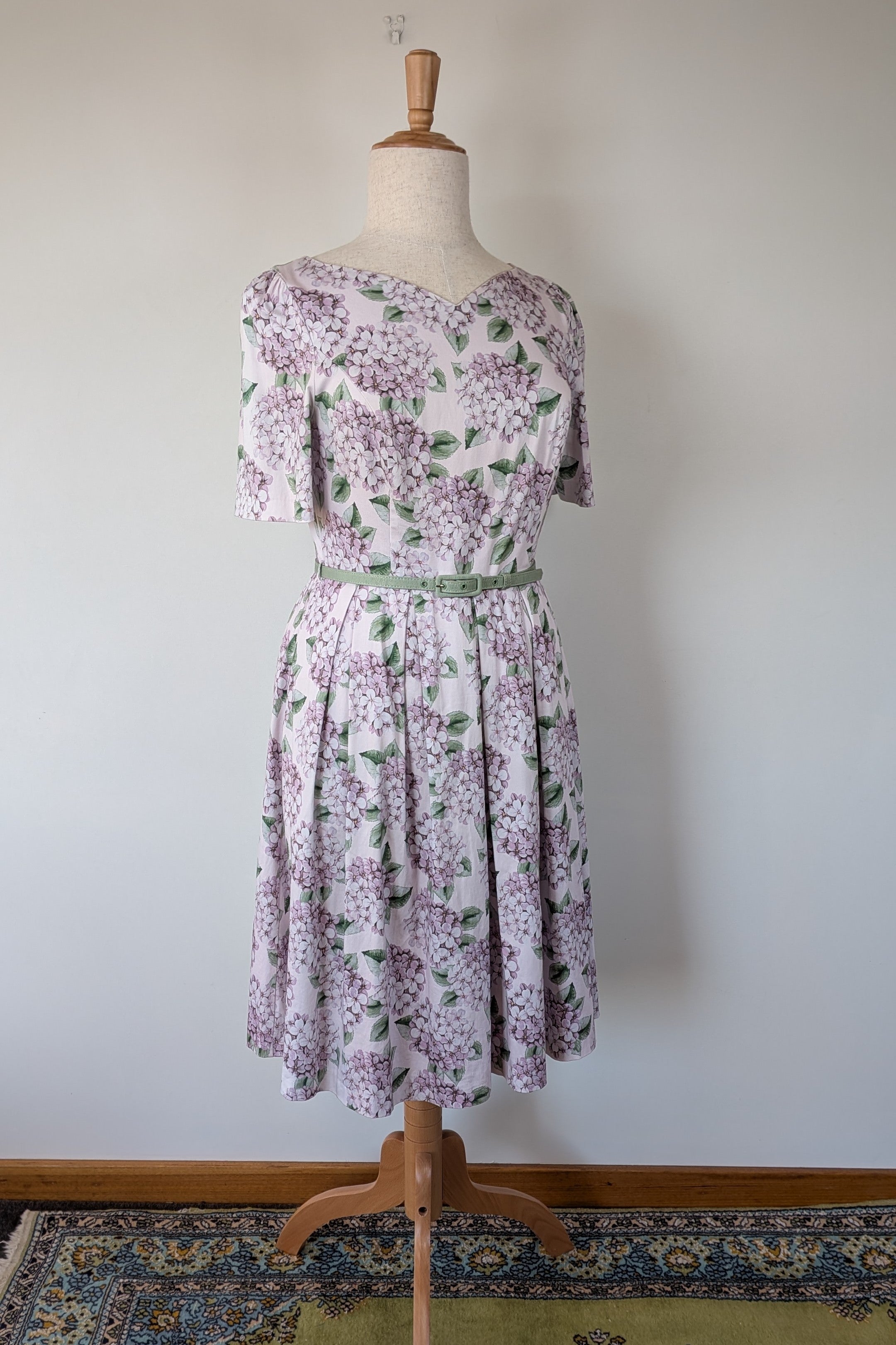 Review Picking Hydrangeas Prom Dress Size 16