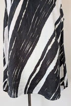 See Saw Black White Abstract Print 100% Linen Cowl Neck Top Size 12