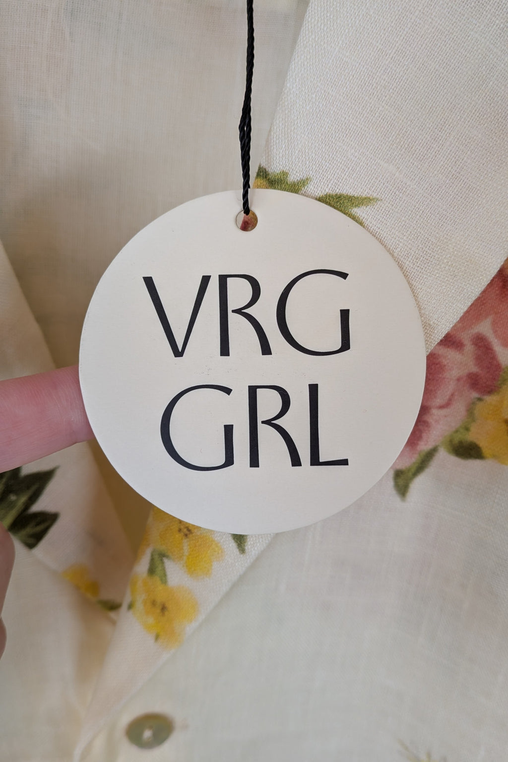 VRG GRL 100% Linen Floral Vest Size 8 BNWT