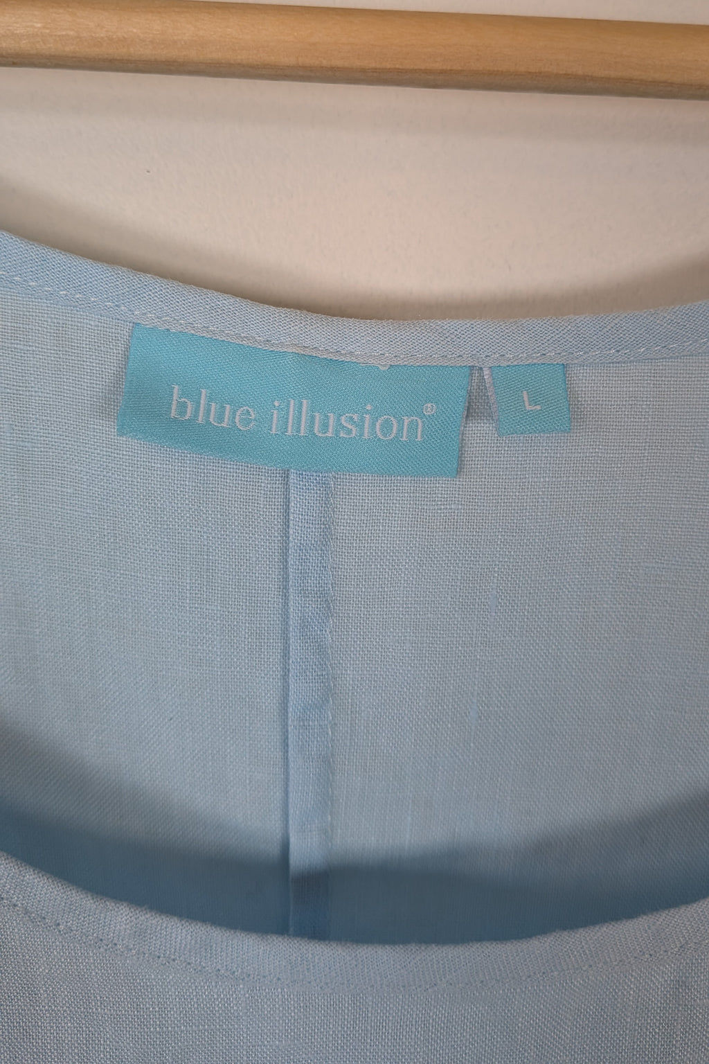 Blue Illusion 100% Linen Light Blue Tunic Top Size L