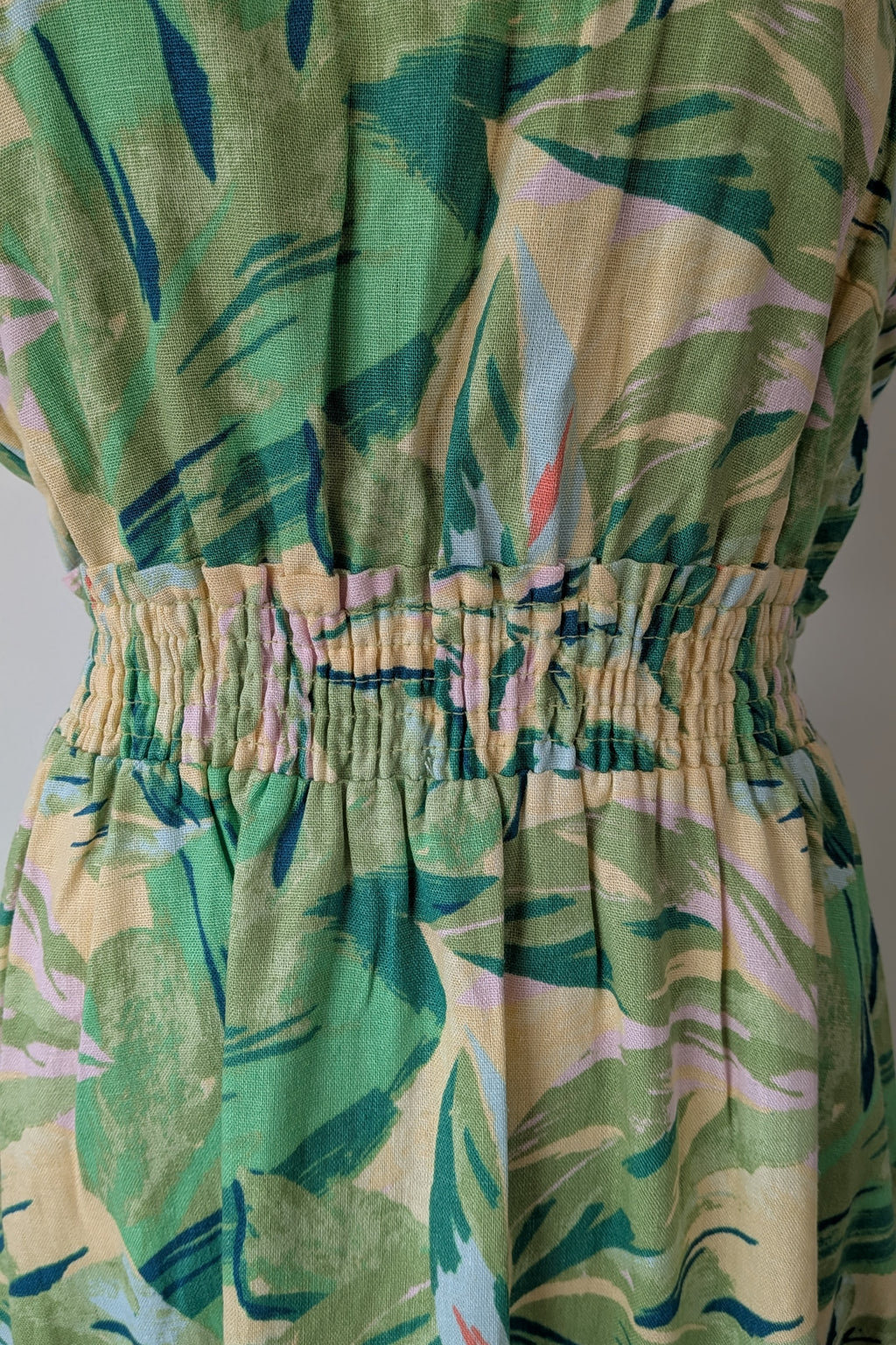 Y.A.S. Palmas Midi Dress Green Tropical Print Size M BNWT RRP $169.95