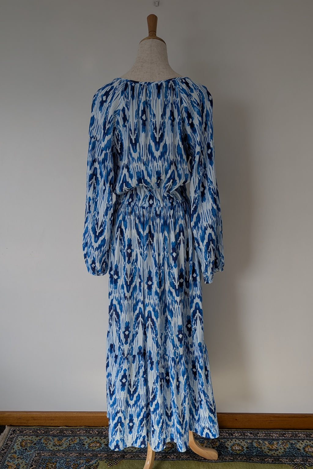 David Jones Long Sleeve Volume Waisted Maxi Dress in Blue Dye Ikat Print Size 12