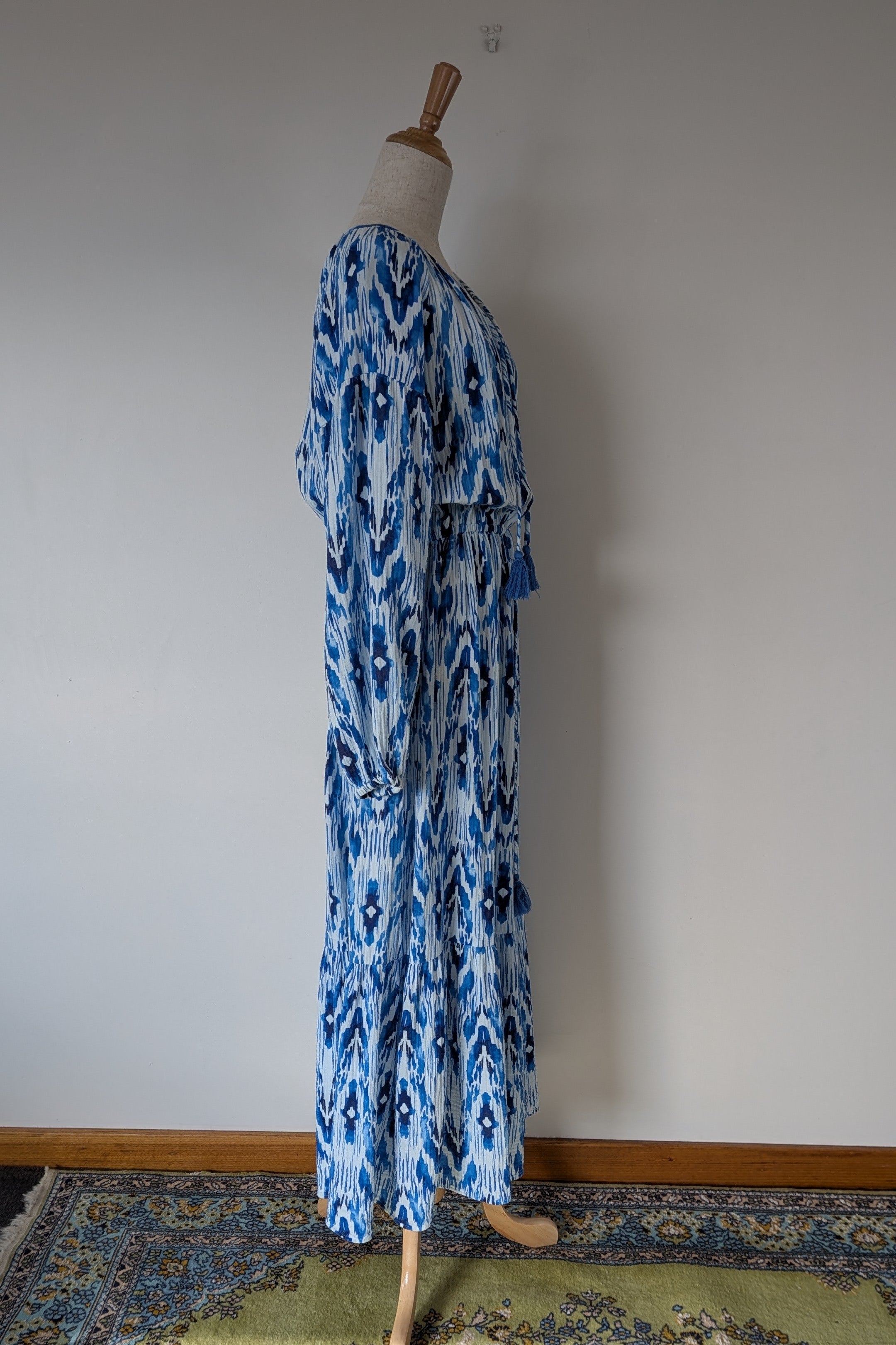 David Jones Long Sleeve Volume Waisted Maxi Dress in Blue Dye Ikat Print Size 12