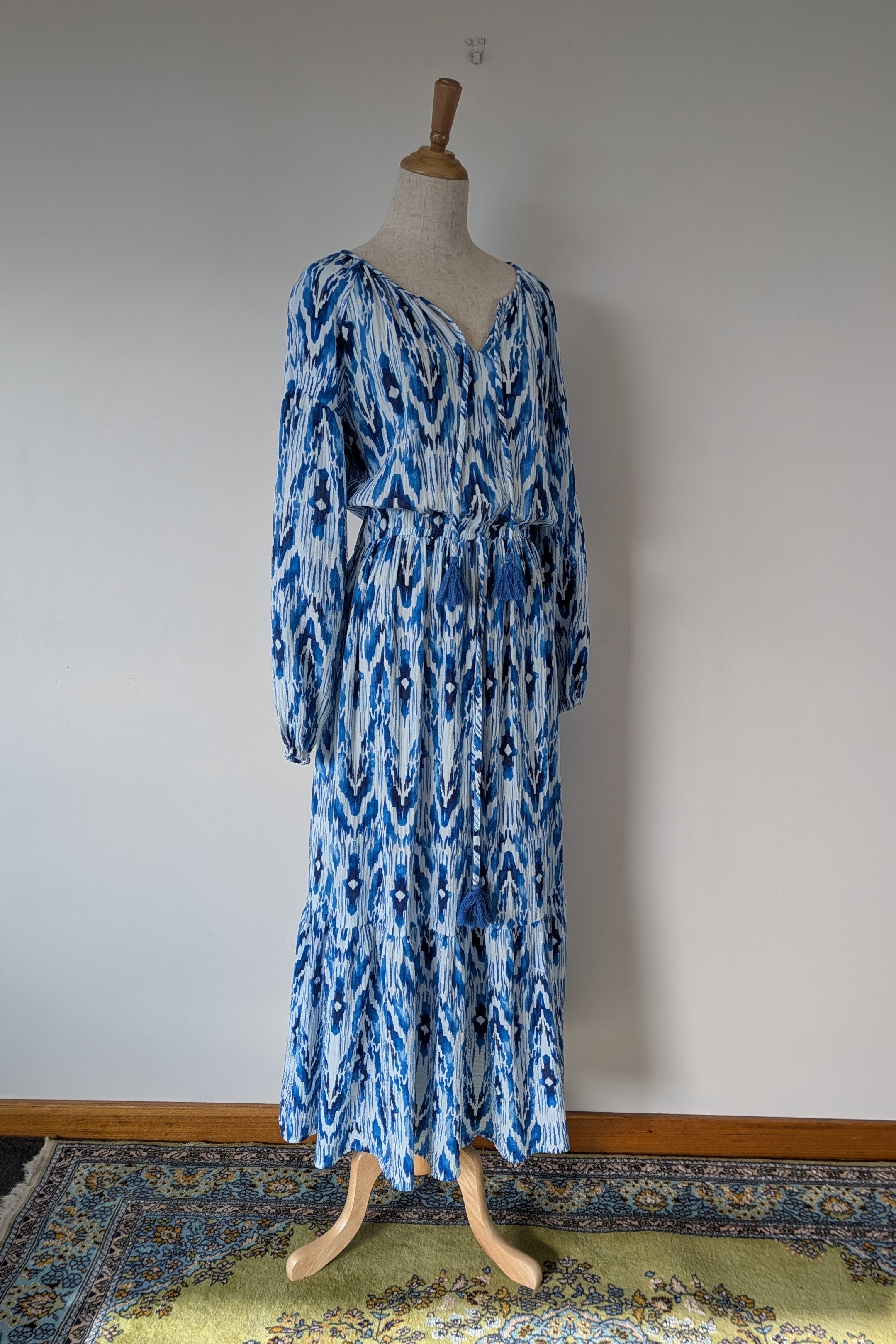 David Jones Long Sleeve Volume Waisted Maxi Dress in Blue Dye Ikat Print Size 12