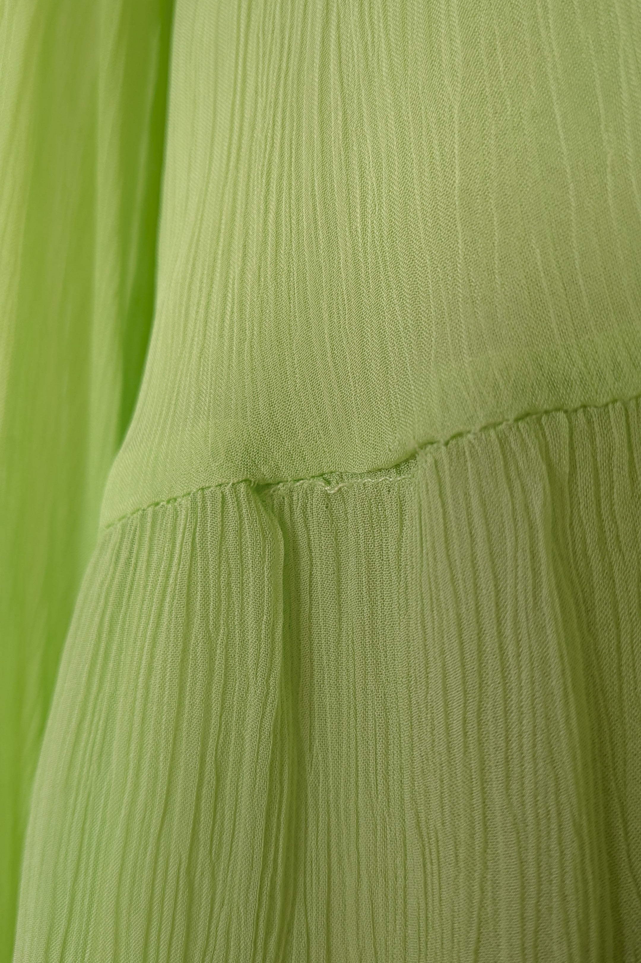 Country Road Soft Tiered Blouse in Dreamy Green Size 10