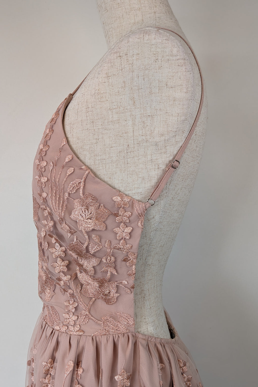 Two Sisters The Label Pink Floral Lace Dress Size 12 BNWT RRP $149.99