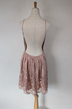 Two Sisters The Label Pink Floral Lace Dress Size 12 BNWT RRP $149.99