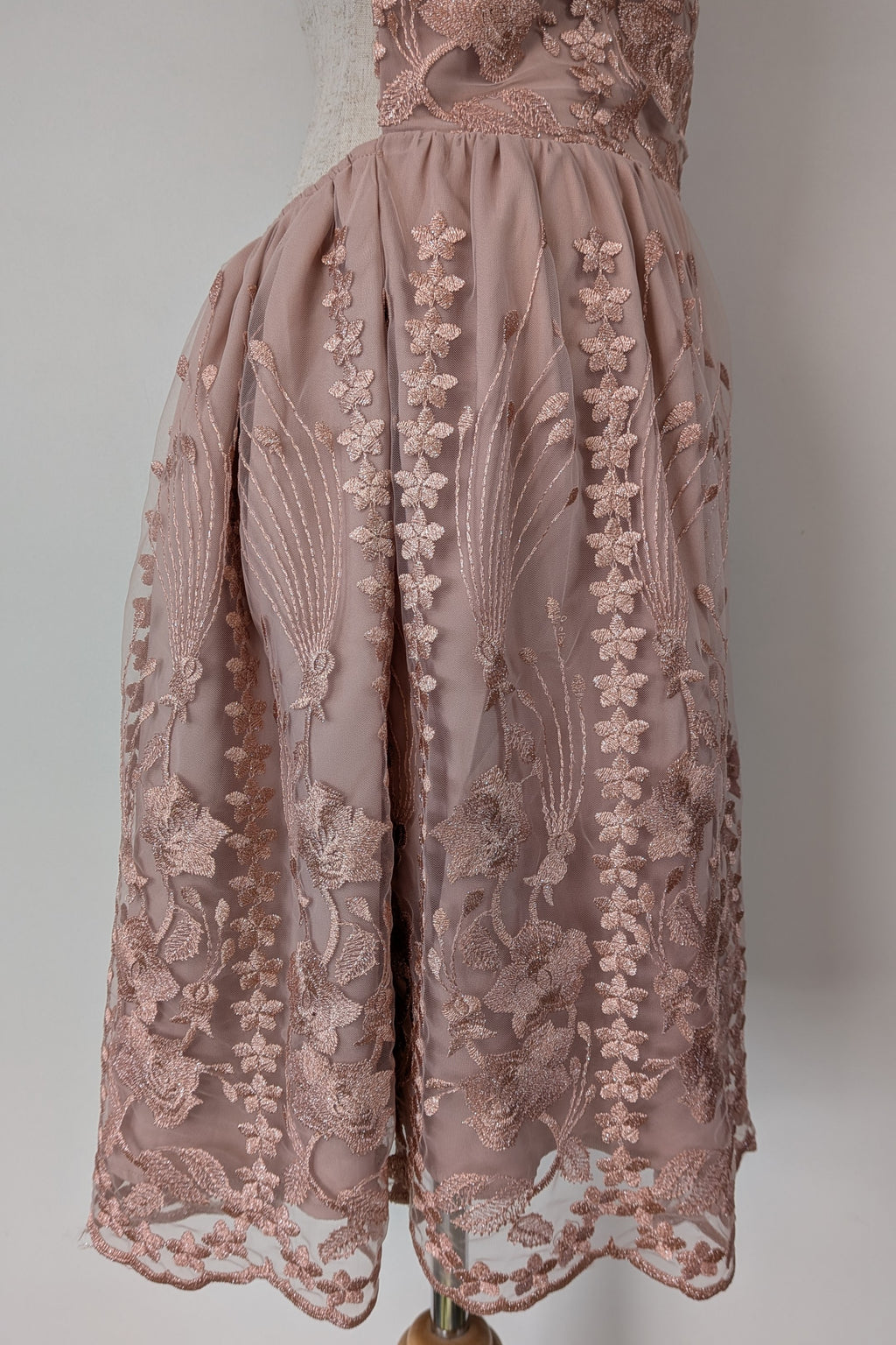 Two Sisters The Label Pink Floral Lace Dress Size 12 BNWT RRP $149.99
