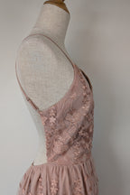 Two Sisters The Label Pink Floral Lace Dress Size 12 BNWT RRP $149.99
