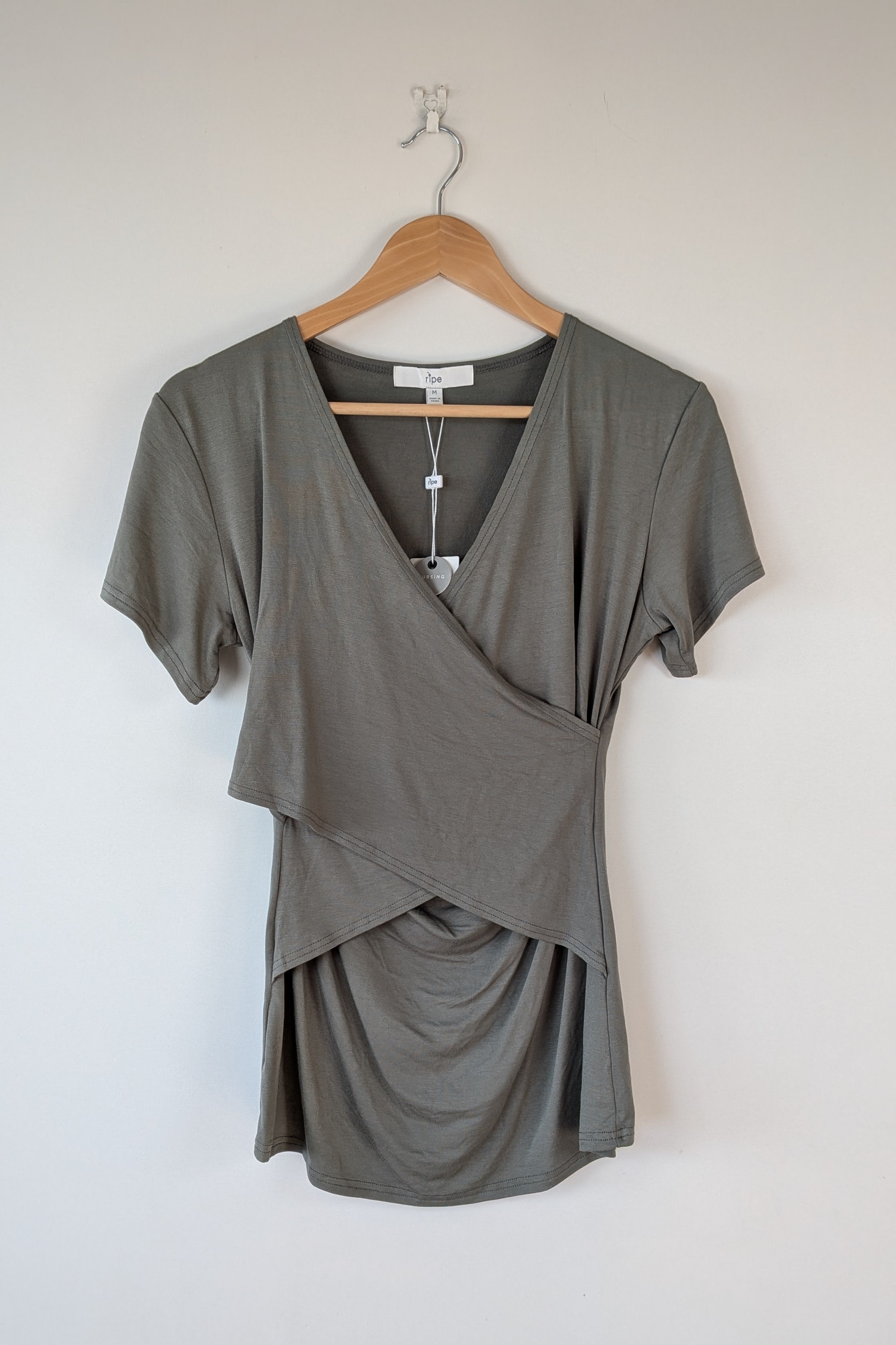 Ripe Maternity Embrace Tee in Moss Size M Brand New With Tags RRP $69.95