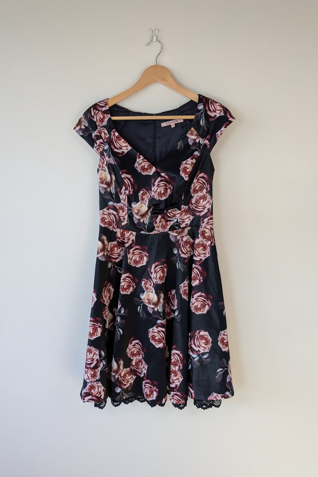 Review Midnight Dahlia Dress in Navy Size 10
