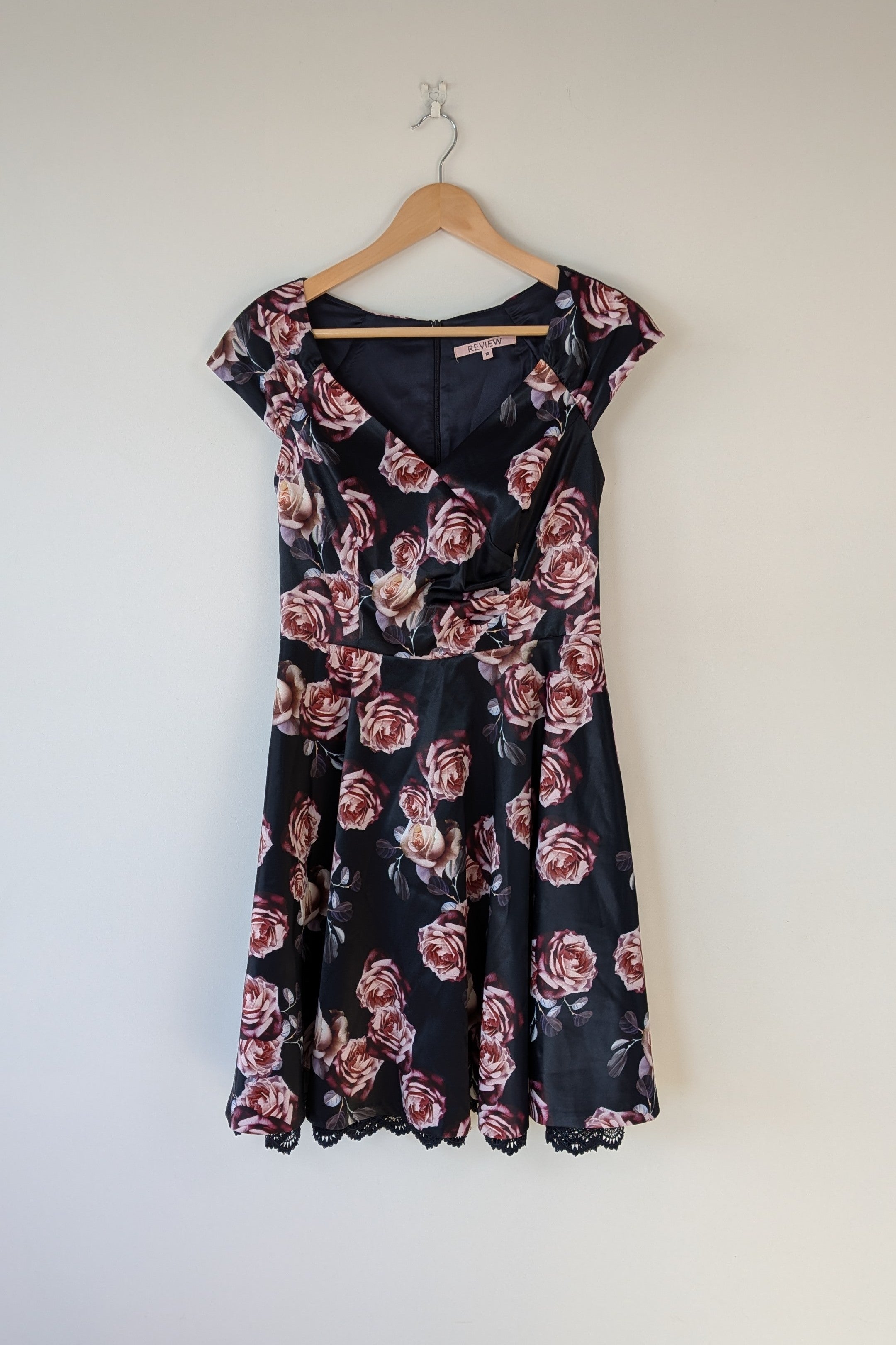 Review Midnight Dahlia Dress in Navy Size 10