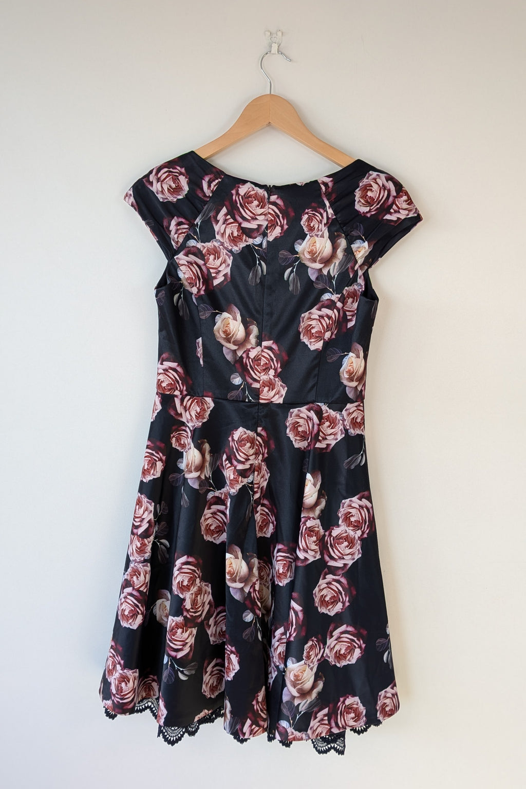 Review Midnight Dahlia Dress in Navy Size 10