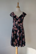 Review Midnight Dahlia Dress in Navy Size 10