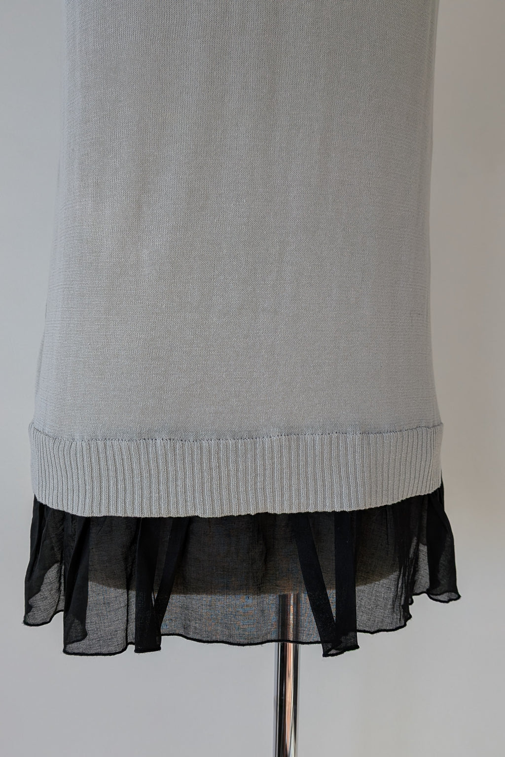 Cue Argyle Knit Sleeveless Top with Ruffle Peplum Hem Size M