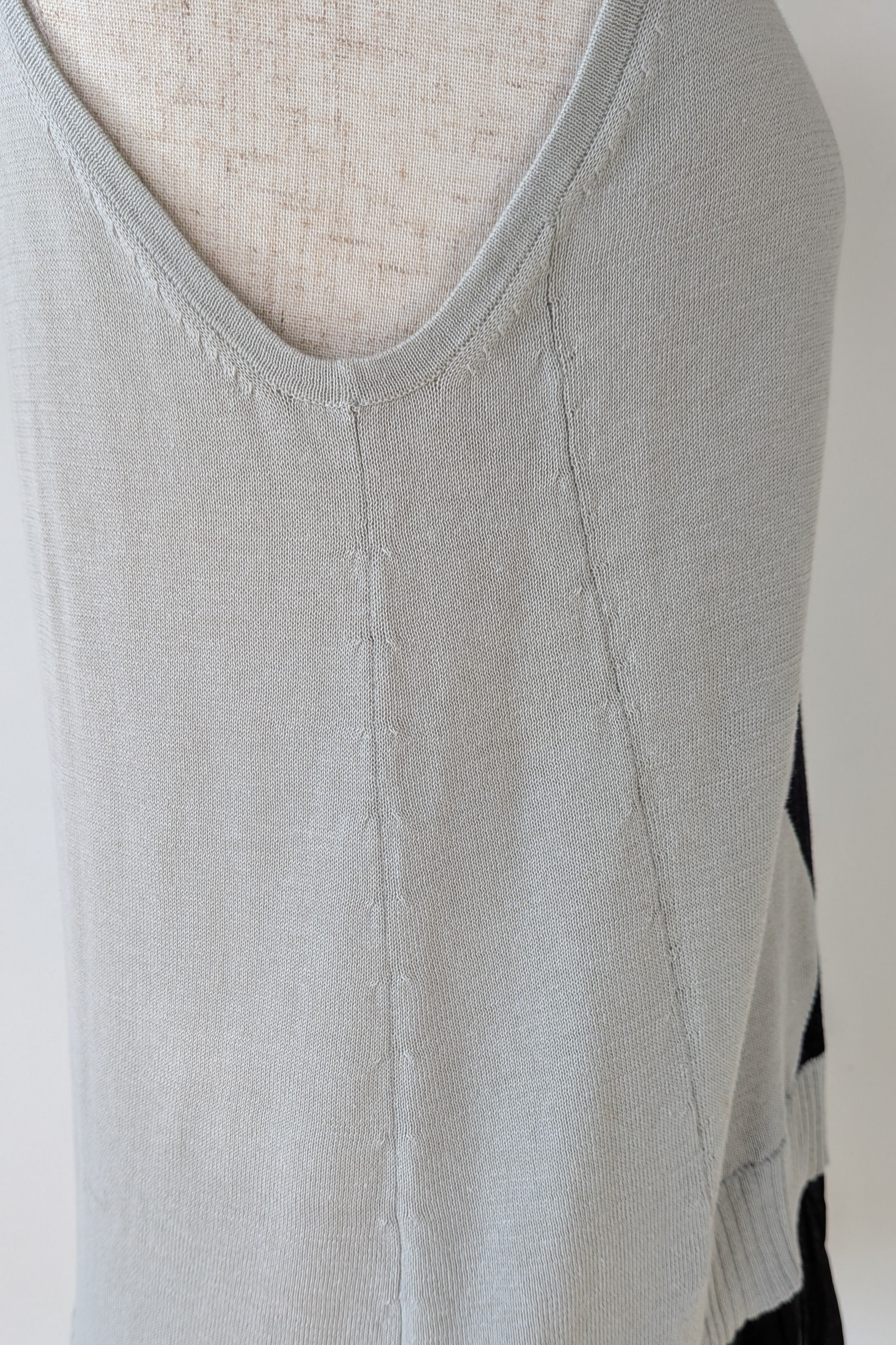 Cue Argyle Knit Sleeveless Top with Ruffle Peplum Hem Size M