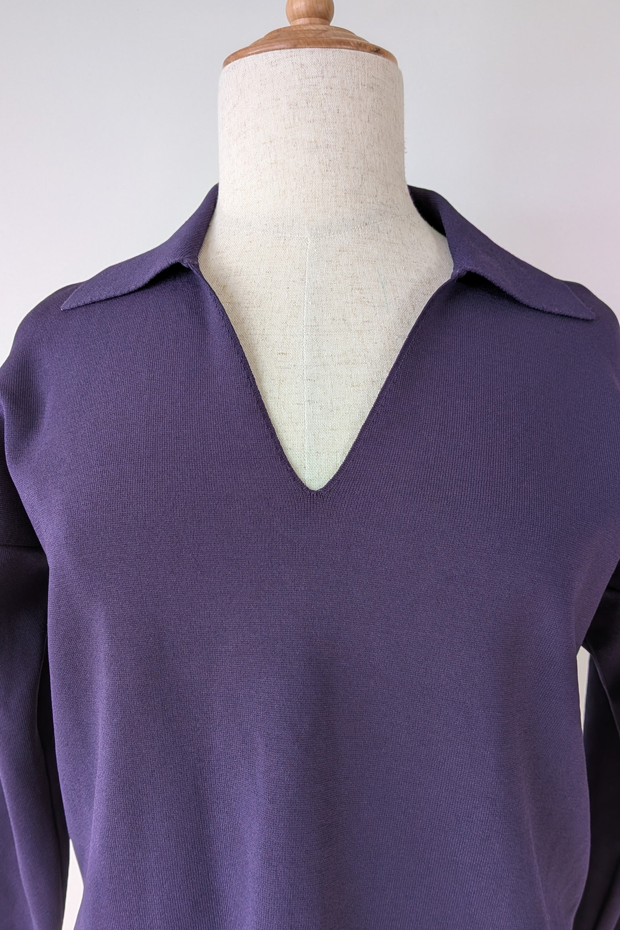 Country Road Compact Knit Polo in Eggplant Size L