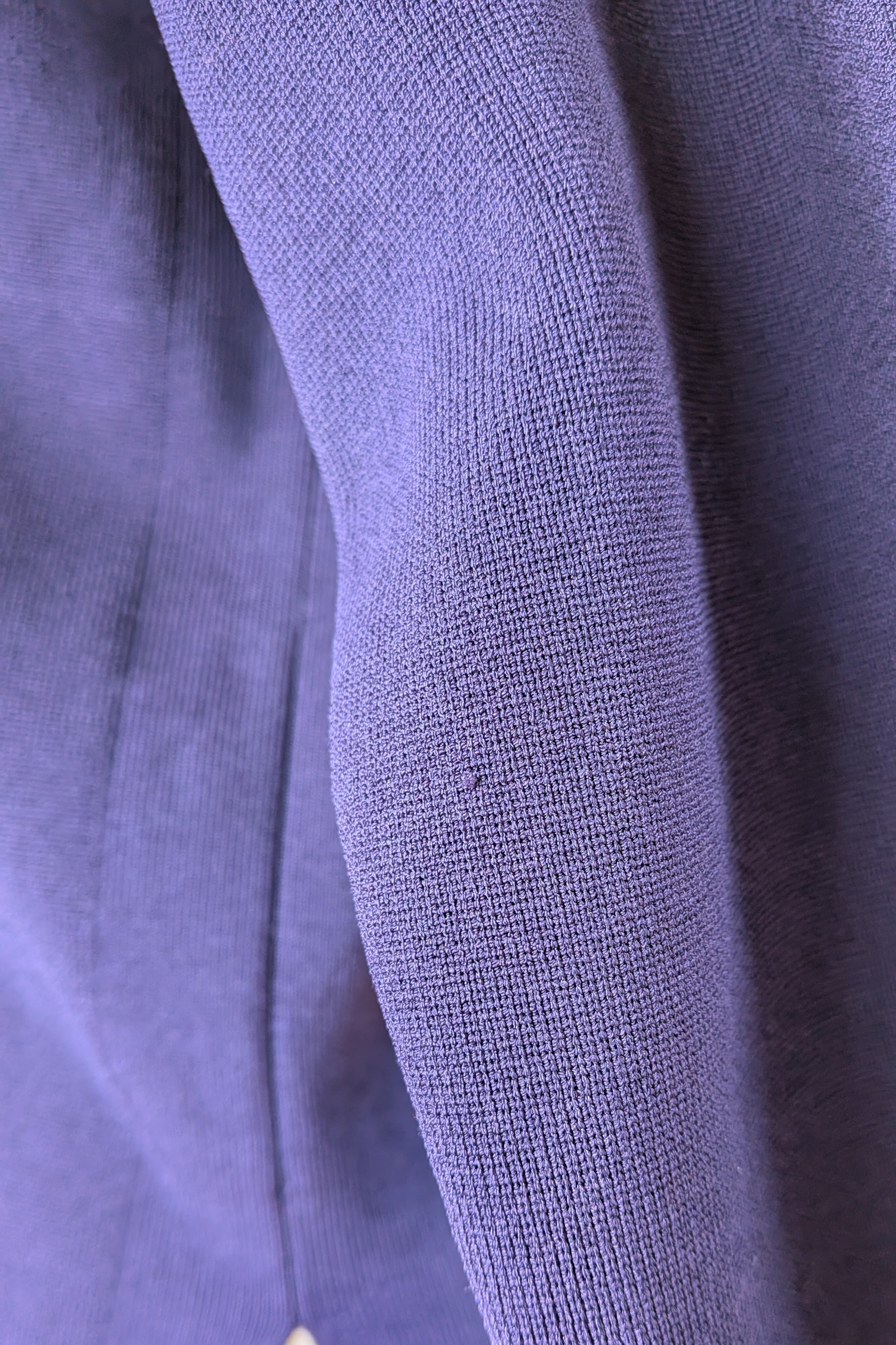 Country Road Compact Knit Polo in Eggplant Size L