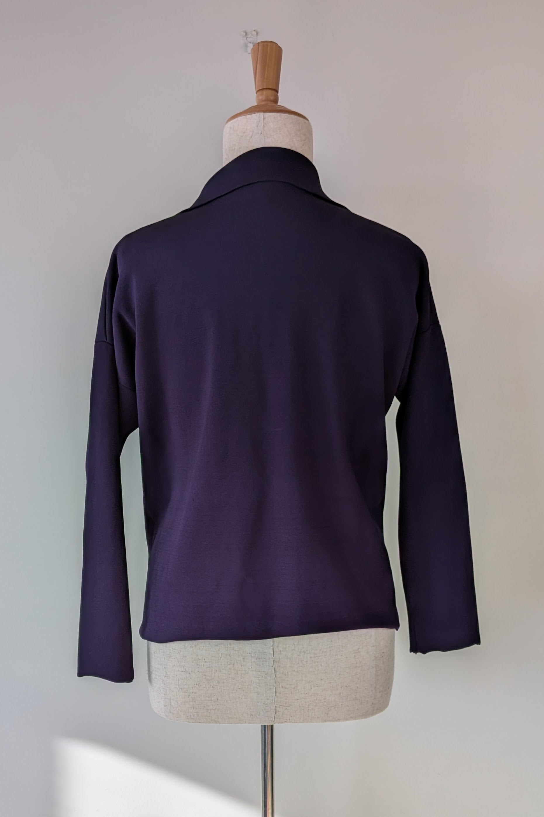 Country Road Compact Knit Polo in Eggplant Size L