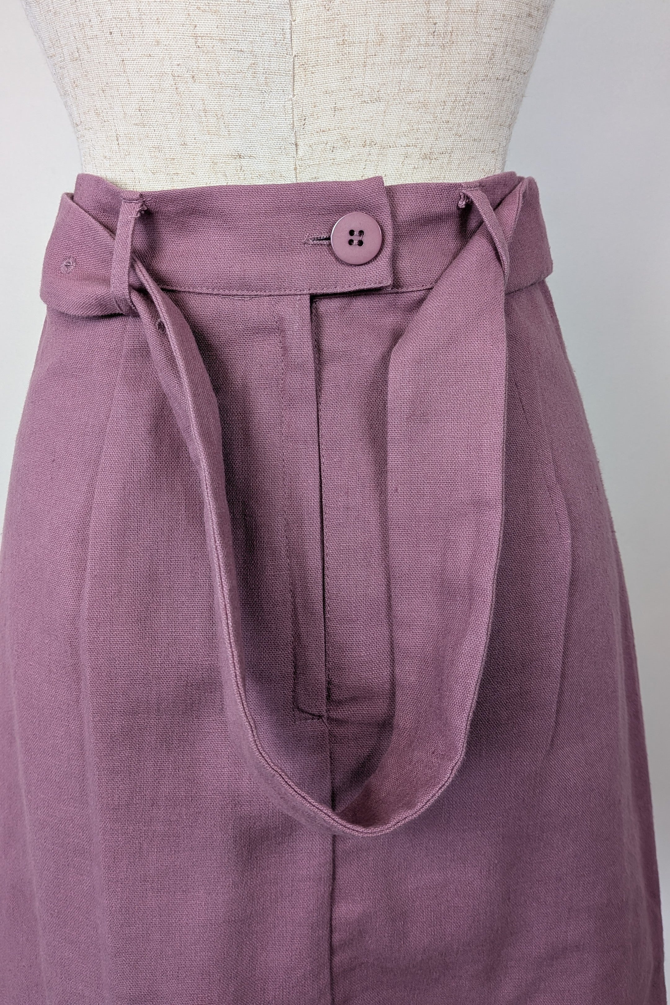 Princess Highway Ivy Mini Skirt in Grape Size 6