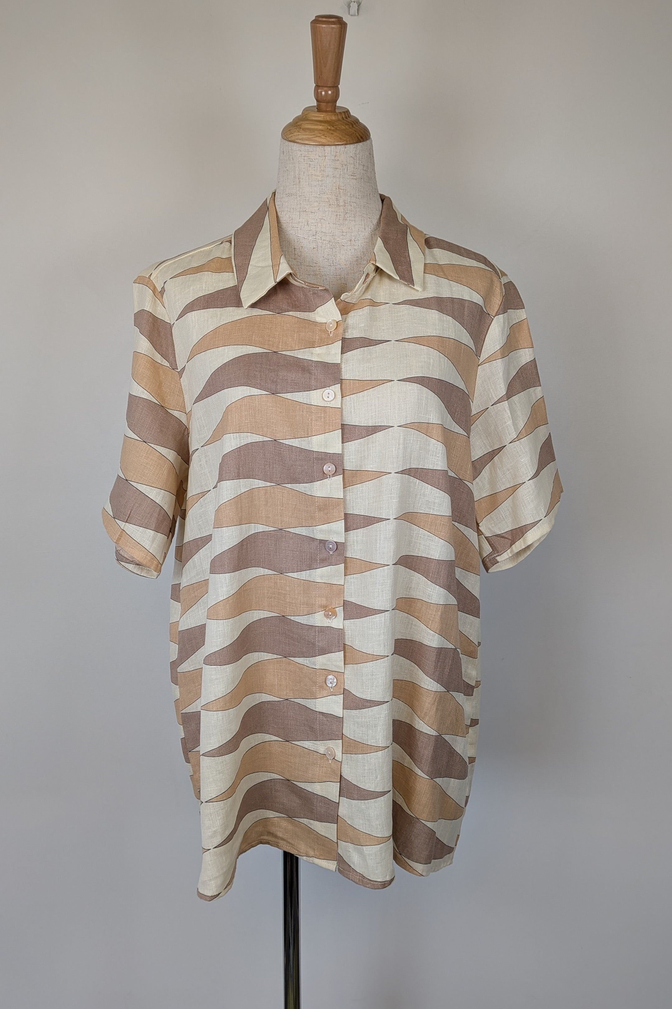 VRG GRL Heat Wave 100% Linen Button Up Shirt Size 8 Brand New With Tags