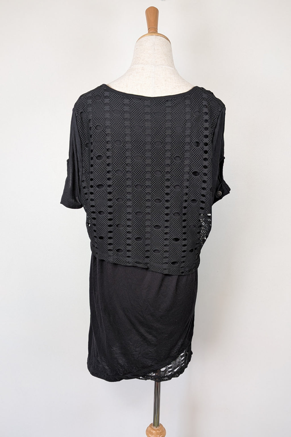 Taking Shape Black Wicker Asymmetrical Tunic Size XS BNWT RRP $109.95