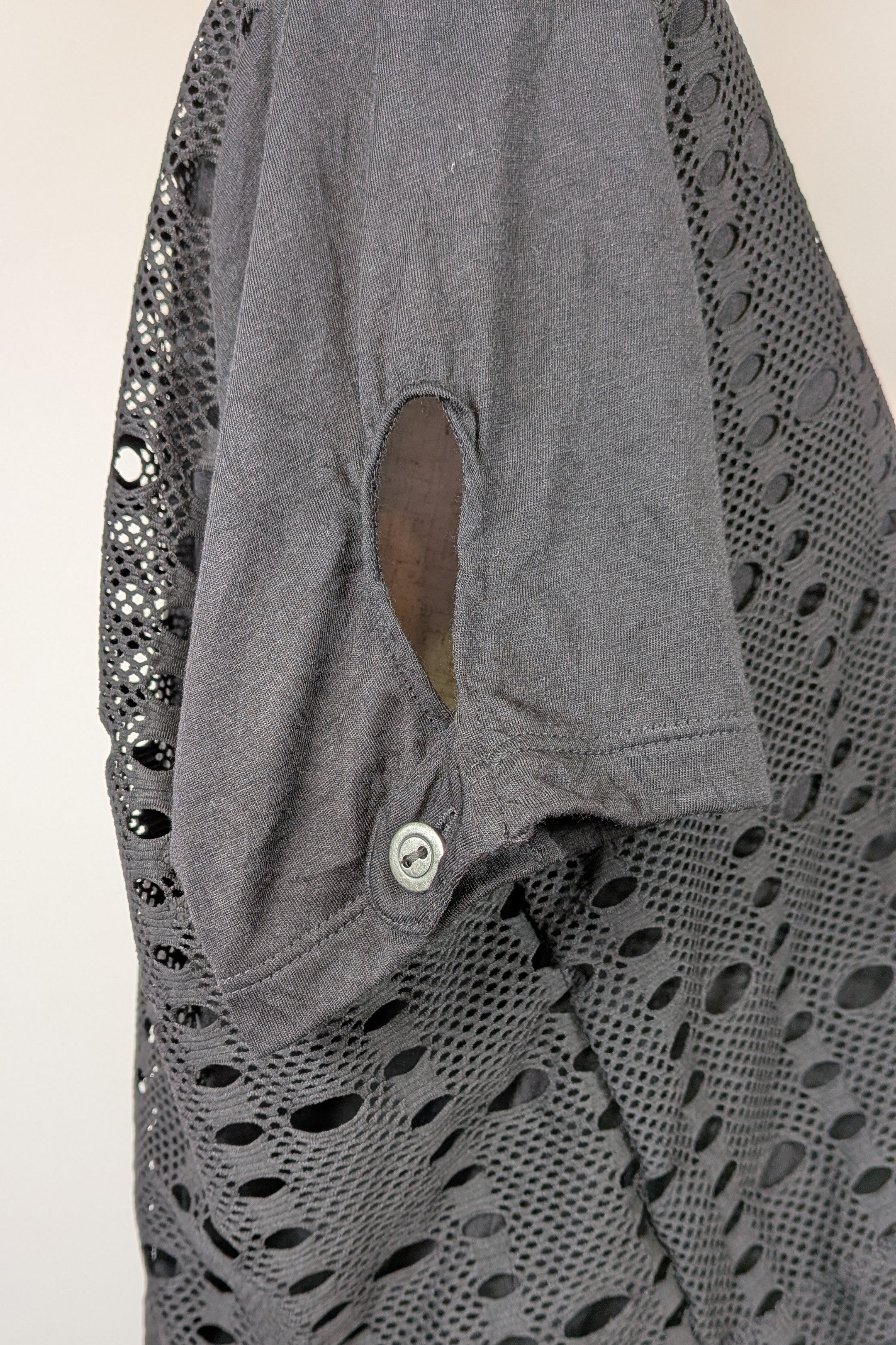 Taking Shape Black Wicker Asymmetrical Tunic Size XS BNWT RRP $109.95