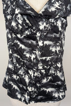 Cue Monochrome Tropical Print Sleeveless Shirt Size 12