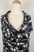 Cue Monochrome Tropical Print Sleeveless Shirt Size 12
