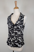 Cue Monochrome Tropical Print Sleeveless Shirt Size 12