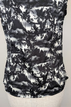 Cue Monochrome Tropical Print Sleeveless Shirt Size 12