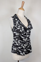 Cue Monochrome Tropical Print Sleeveless Shirt Size 12