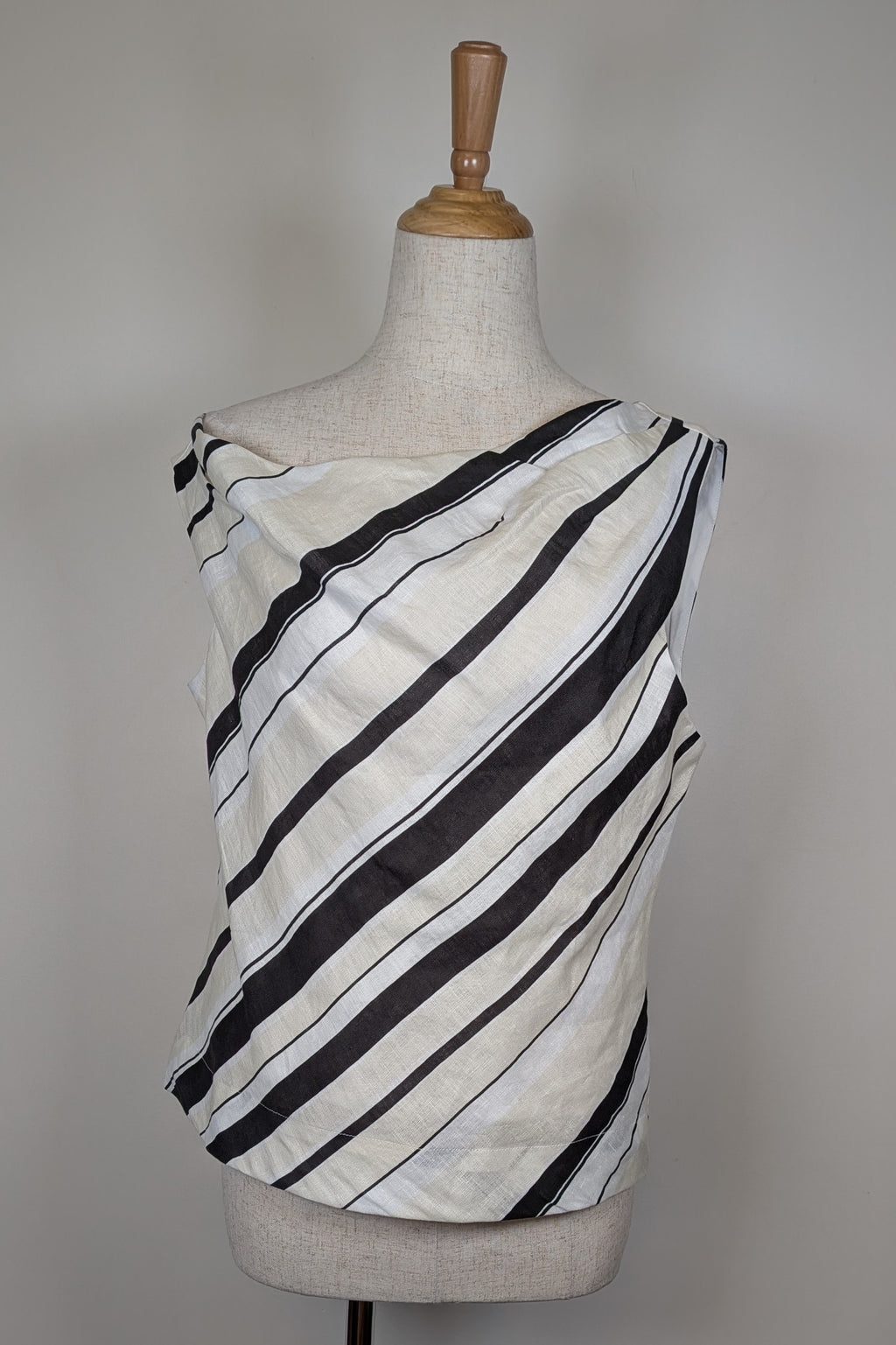 AERE Zali Off Shoulder Top in Shiloh Stripe Size 12 BNWT RRP $90