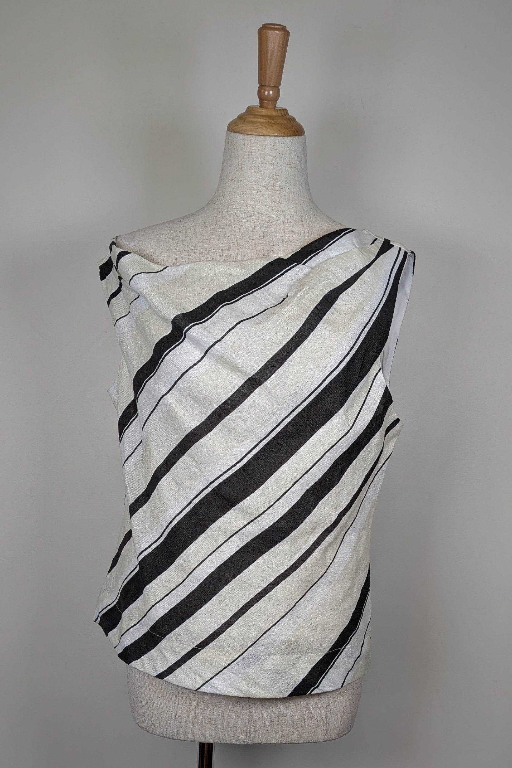 AERE Zali Off Shoulder Top in Shiloh Stripe Size 12 BNWT RRP $90